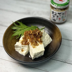 Momoya Spring Onion with Garlic Oil 100g